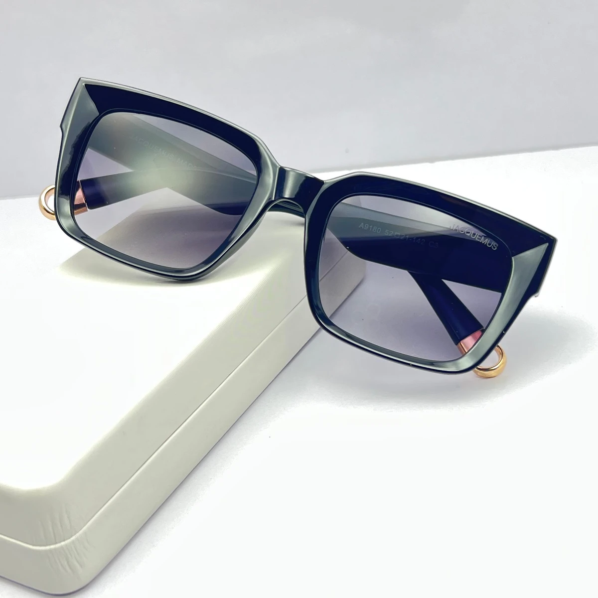 6_result Jacquemus Sunglass - A9180 - Square Unisex - Image 1